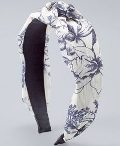 HOST PICK!!! FLORAL-PRINT KNOT HEADBAND